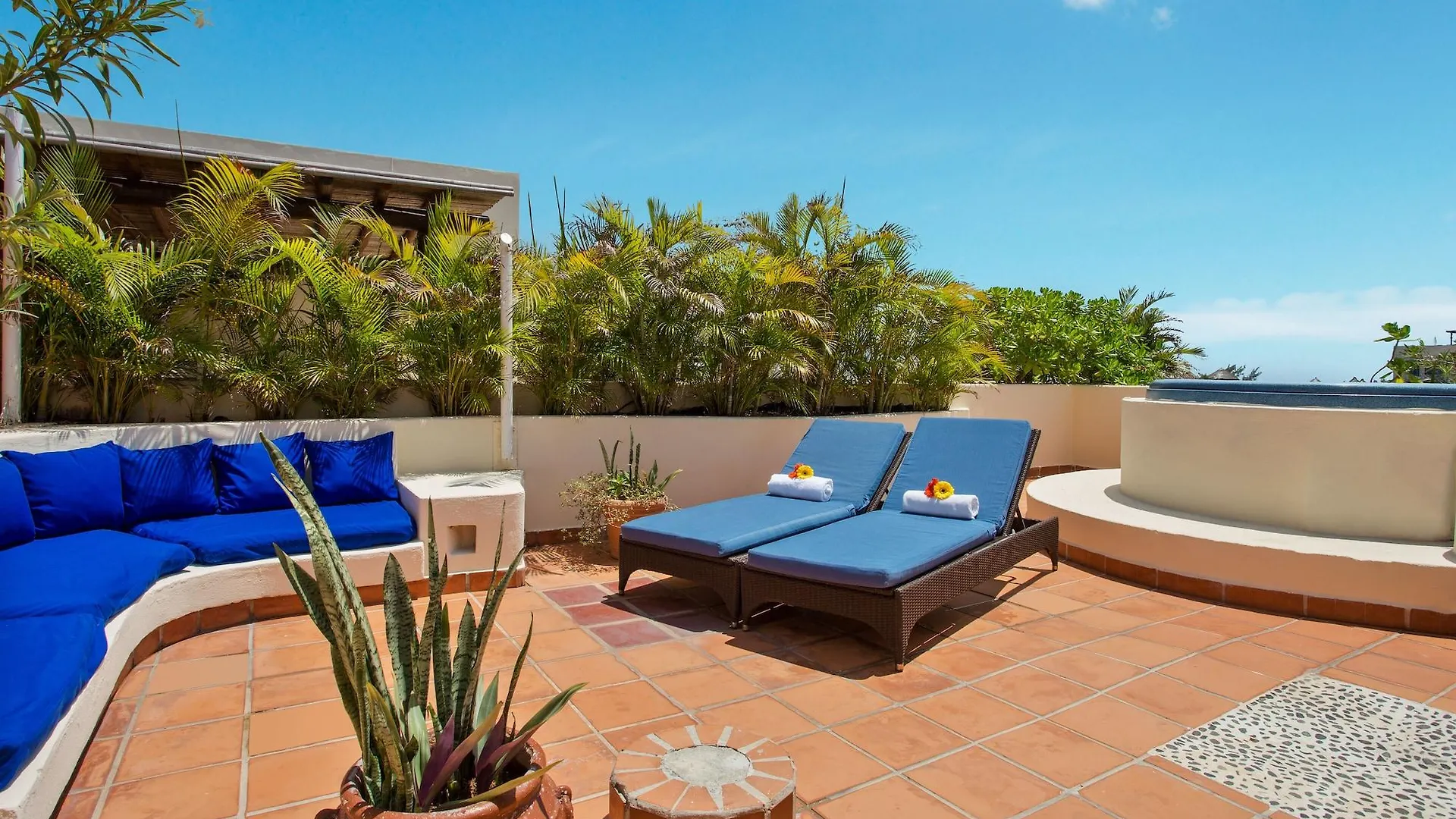Porto Playa Condo Hotel And Beach Club Playa del Carmen 4*,