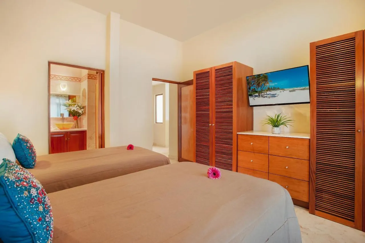 ****  Porto Playa Condo Hotel And Beach Club Playa del Carmen Mexico